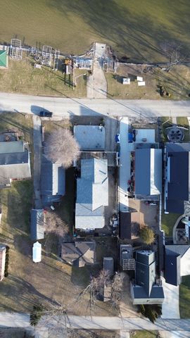 5374 S County Rd 210, Knox, IN 46534