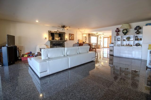 5374 S County Rd 210, Knox, IN 46534