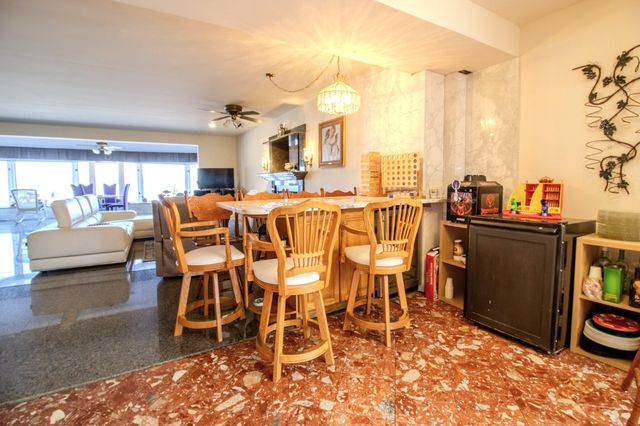 5374 S County Rd 210, Knox, IN 46534