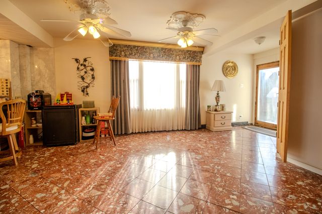 5374 S County Rd 210, Knox, IN 46534