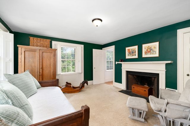 1 Main Street, Essex, MA 01929