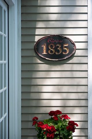 1 Main Street, Essex, MA 01929