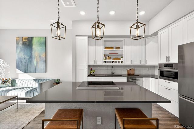 6618 E Lowry Boulevard 110, Denver, CO 80230