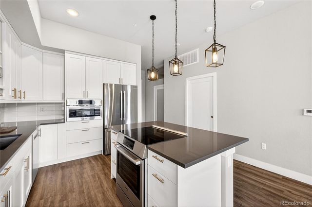 6618 E Lowry Boulevard 110, Denver, CO 80230