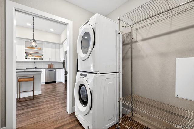 6618 E Lowry Boulevard 110, Denver, CO 80230