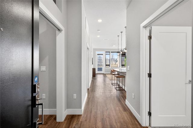 6618 E Lowry Boulevard 110, Denver, CO 80230