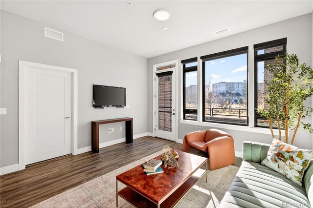 6618 E Lowry Boulevard 110, Denver, CO 80230