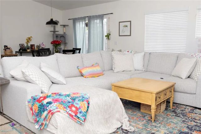 29422 Linden, Lake Elsinore, CA 92530