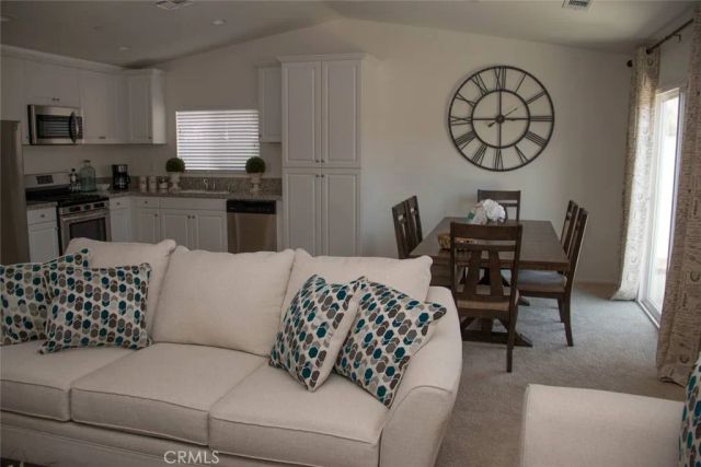 29422 Linden, Lake Elsinore, CA 92530