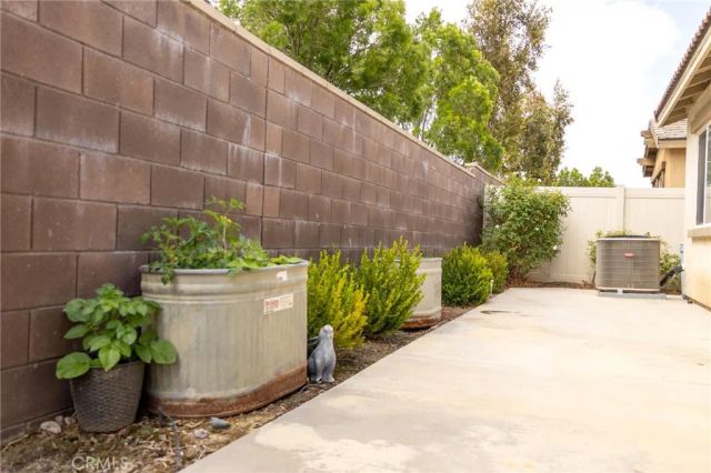 29422 Linden, Lake Elsinore, CA 92530