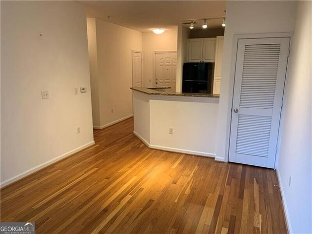 10 Perimeter Summit Boulevard NE 1404, Brookhaven, GA 30319