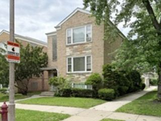 2100 Scoville Avenue, Berwyn, IL 60402