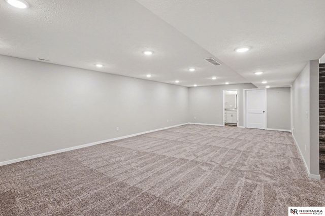 5928 S 93rd Street, Lincoln, NE 68526