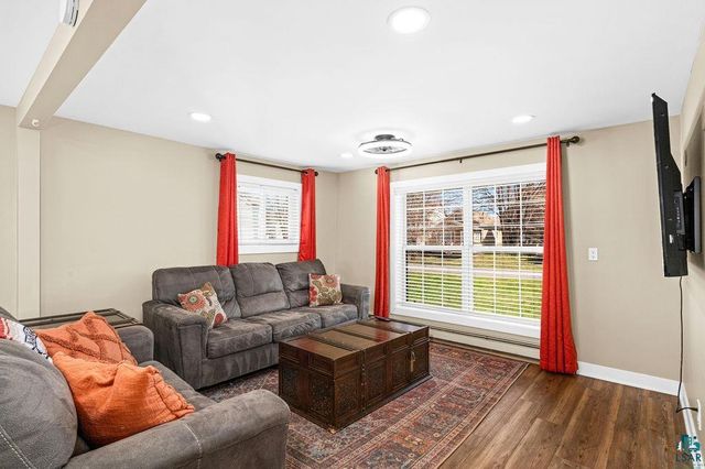 4018 1st St, Superior, WI 54880