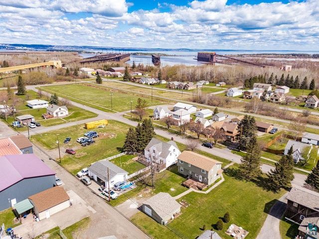 4018 1st St, Superior, WI 54880