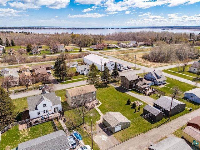 4018 1st St, Superior, WI 54880