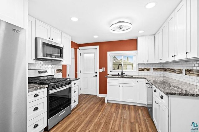 4018 1st St, Superior, WI 54880