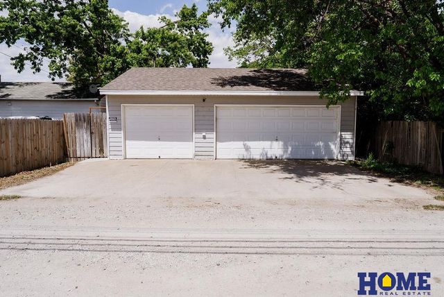 4819 Greenwood Street, Lincoln, NE 68504