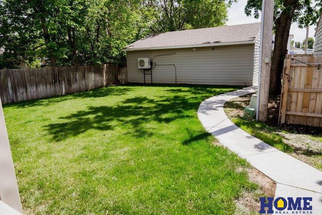 4819 Greenwood Street, Lincoln, NE 68504