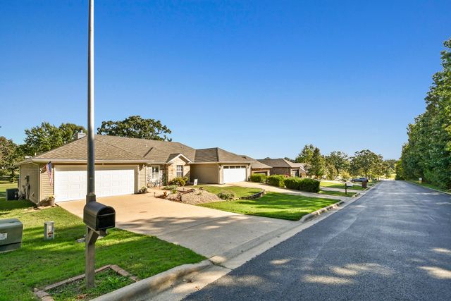 443 Avondale Drive, Branson, MO 65616