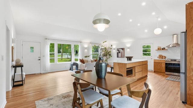 2101 Porter Rd, Nashville, TN 37206