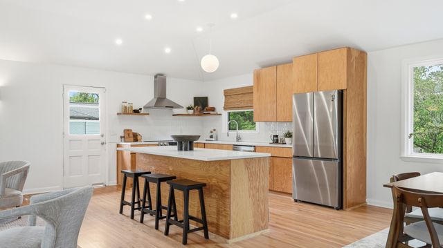 2101 Porter Rd, Nashville, TN 37206
