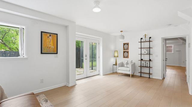 2101 Porter Rd, Nashville, TN 37206