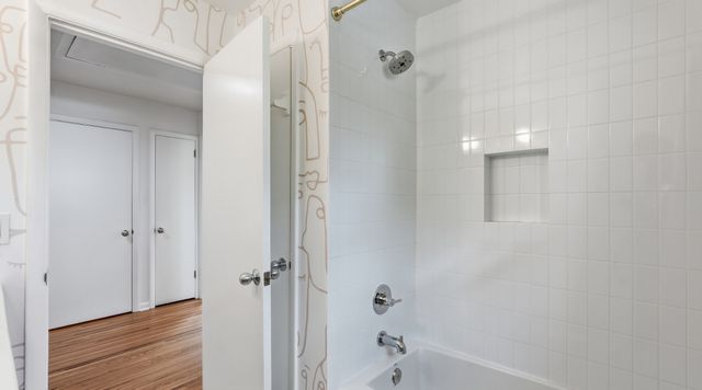 2101 Porter Rd, Nashville, TN 37206