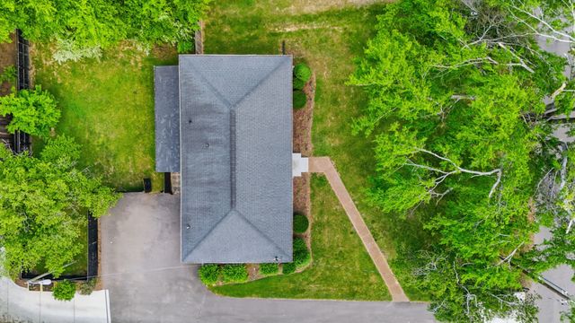 2101 Porter Rd, Nashville, TN 37206