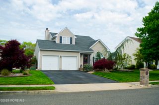 18 Gettysburg Drive, Howell, NJ 07731
