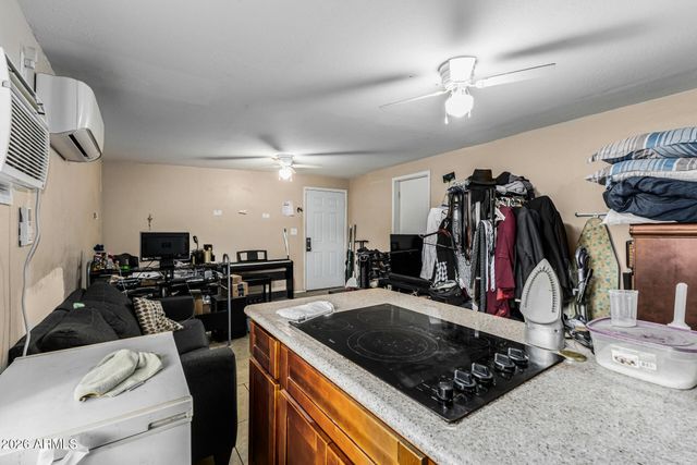 1343 W 6TH Avenue, Mesa, AZ 85202