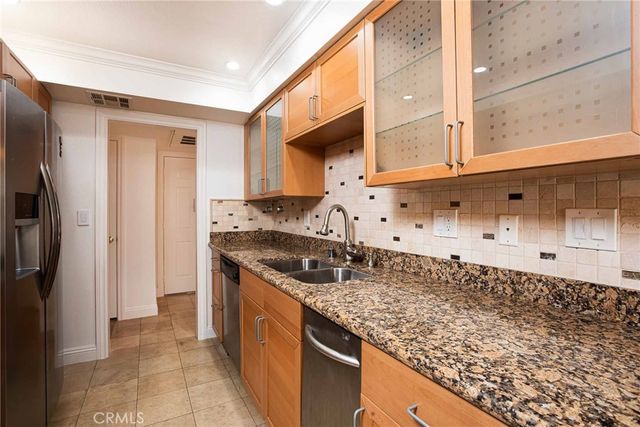 4536 Colbath Avenue 102, Sherman Oaks, CA 91423