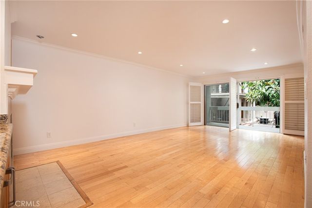 4536 Colbath Avenue 102, Sherman Oaks, CA 91423