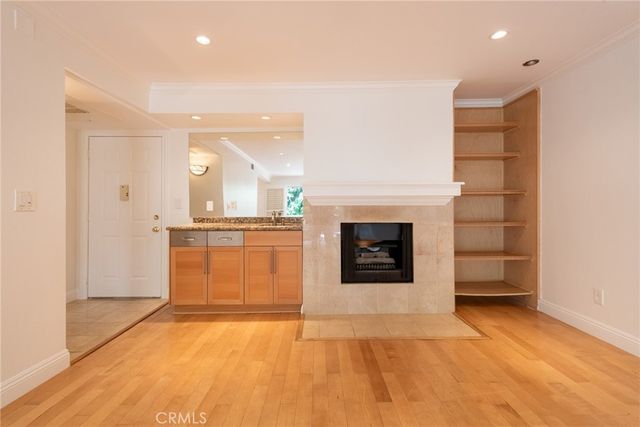 4536 Colbath Avenue 102, Sherman Oaks, CA 91423