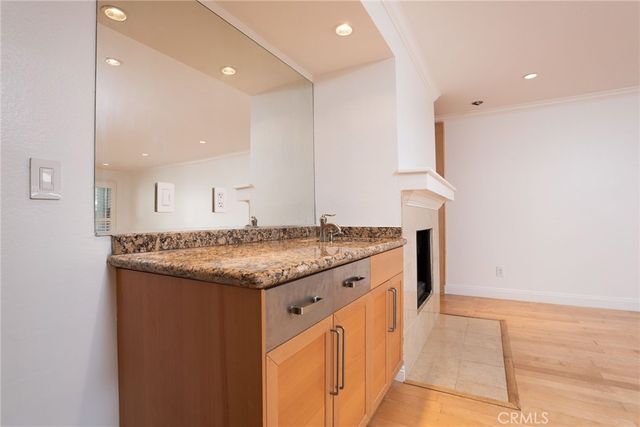 4536 Colbath Avenue 102, Sherman Oaks, CA 91423