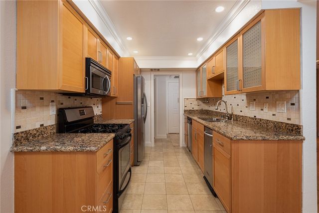 4536 Colbath Avenue 102, Sherman Oaks, CA 91423