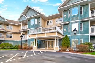 65 Hawthorne Drive # 305, Bedford, NH 03110