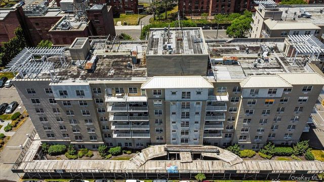 221 Beach 80th Street 1G, Far Rockaway, NY 11693