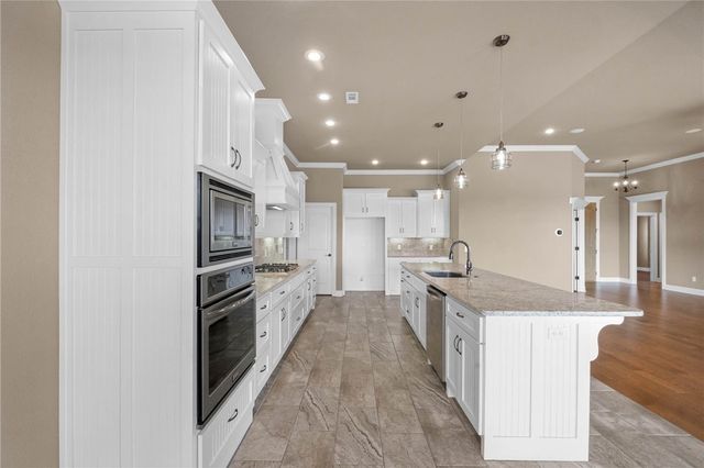 273 Forza Lane, Tontitown, AR 72762