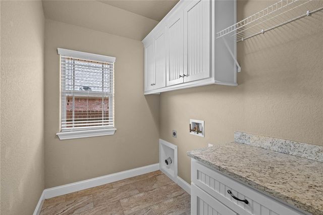 273 Forza Lane, Tontitown, AR 72762