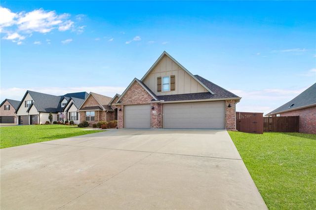 273 Forza Lane, Tontitown, AR 72762