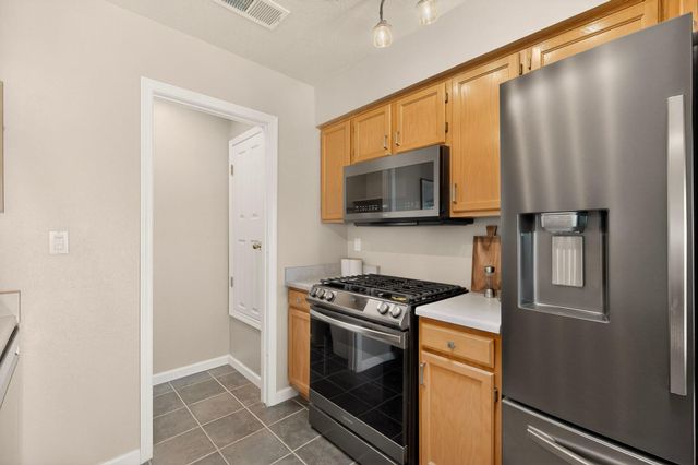2900 Vista Del Rey NE 35D, Albuquerque, NM 87112