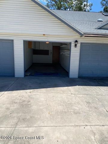 9045 S York Lane S 15e, West Melbourne, FL 32904