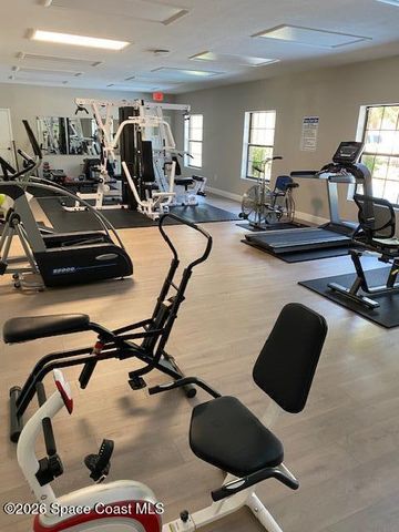 9045 S York Lane S 15e, West Melbourne, FL 32904