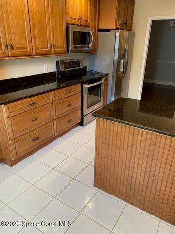 9045 S York Lane S 15e, West Melbourne, FL 32904