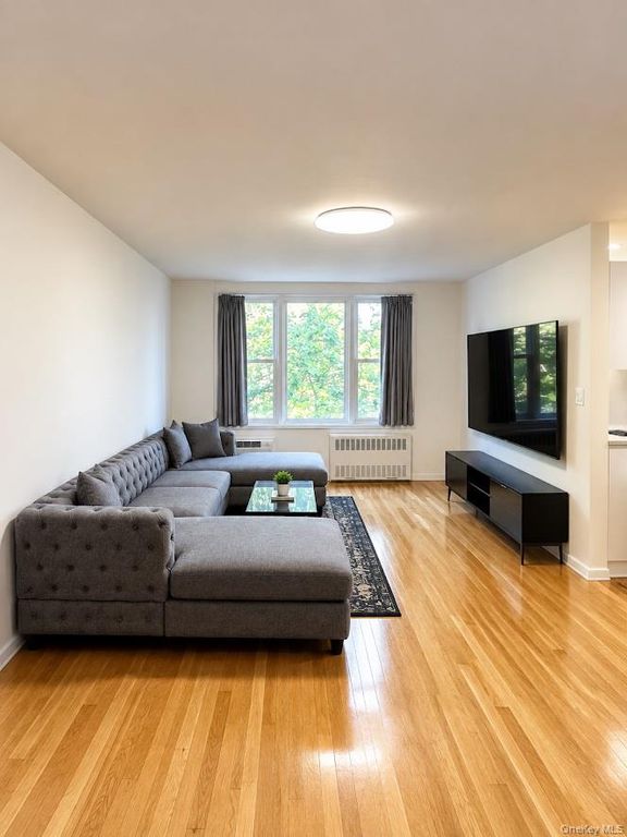 5775 Mosholu Avenue 6L, Bronx, NY 10471