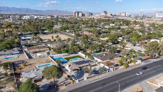 2106 West Oakey Boulevard, Las Vegas, NV 89102