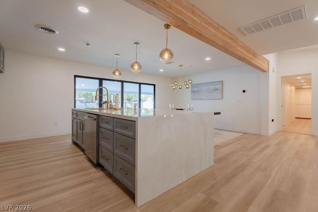 2106 West Oakey Boulevard, Las Vegas, NV 89102