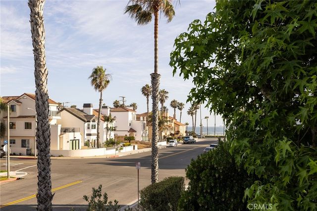 207 21st, Huntington Beach, CA 92648