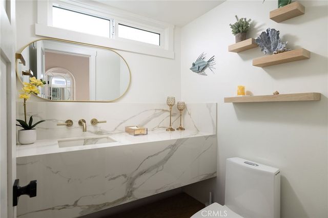207 21st, Huntington Beach, CA 92648
